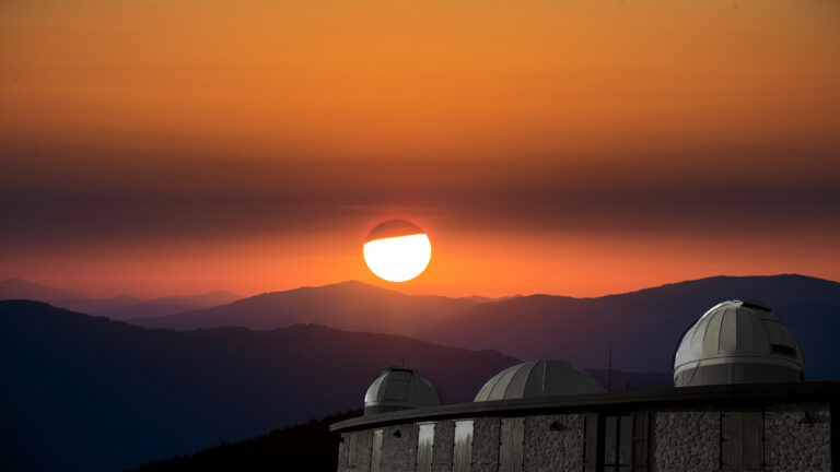 Eclissi di sole al tramonto